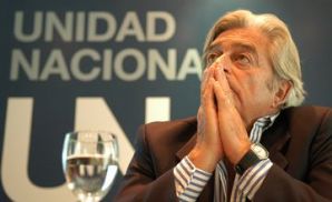 Uruguay: acusan al candidato Lacalle de tratar a los policías como "ciudadanos clase B"