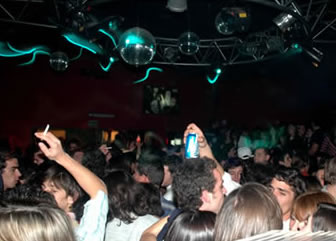 Argentina: La dueña de una discoteca de Córdoba toma de rehenes a los clientes para eludir una inspección