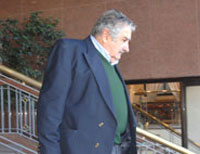 Mujica calificó a Lacalle de aristócrata y lo acusó de haber apoyado a Fujimori