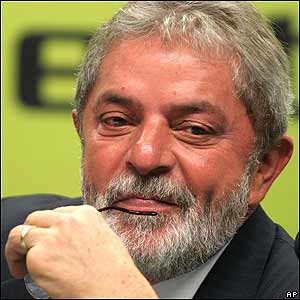 Lula pide a Zelaya no dé pretexto a golpistas para tomar embajada