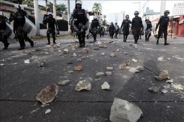Detienen a 150 personas por disturbios y no acatar el toque de queda en Honduras