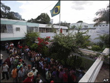 ONU condena acoso a embajada de Brasil en Honduras