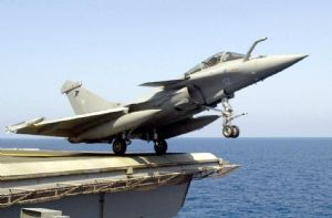 Francia se queja de Irán y al mismo tiempo festeja su récord de exportación de armas
