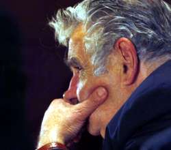 Mujica: Conmueve ver como desprecian a los pobres