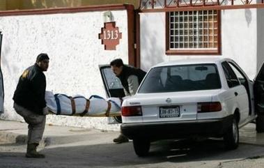 México: 16 personas asesinadas, incluidos tres policías