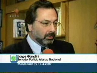 Uruguay: senador tupamaro dijo que diputado blanco es un "delincuente político"