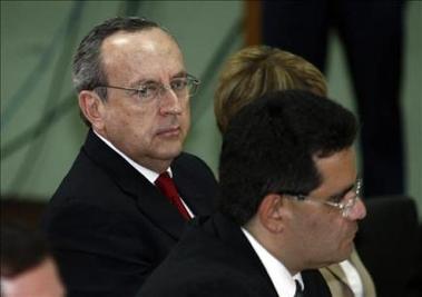 Condenan a cinco años de prisión al ex presidente de Costa Rica Rafael Calderón