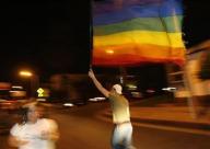 EEUU: Agredir a gays será delito federal