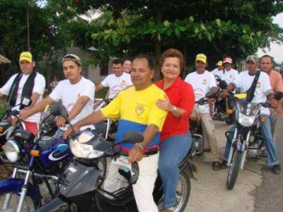 Colombia: joven mototaxista se suicidó con cianuro, angustiado por las multas que debía