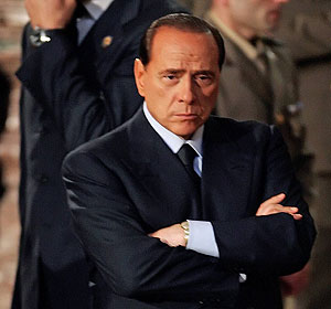 Comprometido lapsus de Berlusconi: "He gastado millones en jueces"