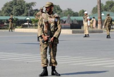 El ataque talibán a cuartel del ejército de Pakistán termina con 19 muertos