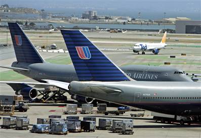 United Airlines volaba sus aviones con trapos en motores en lugar de tapones protectores