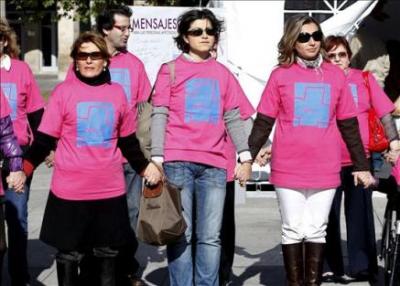 Pamplona: Un lazo rosa gigante para conmemorar el Día Internacional del Cáncer de Mama
