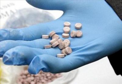 Médicos y farmacéuticos arrestados por red de venta de narcóticos en Nueva York