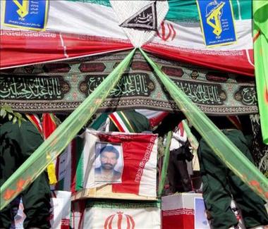 Irán pide a Interpol la detención del líder del grupo suní Yundolah por atentado contra los Guardianes Revolucionarios