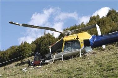 Dos personas mueren al estrellarse un helicóptero en la selva peruana