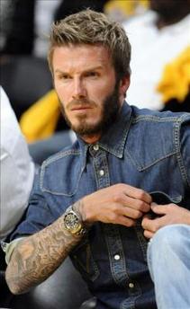 Venden un cuadro con la huella del pie de Beckham por medio millón de dólares