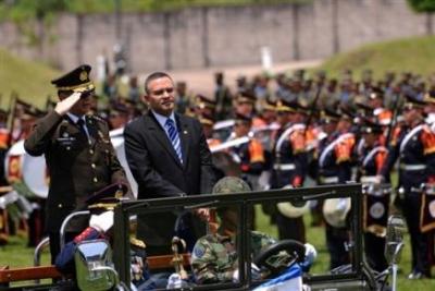 El Salvador saca sus soldados a la calle para combatir la delincuencia