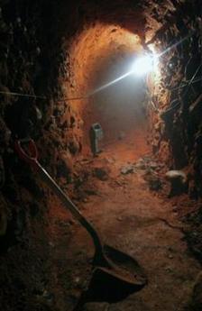 Un túnel "narco" de Tijuana a San Diego