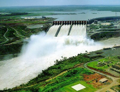 Gigantesco apagón en Brasil y Paraguay al fallar la represa de Itaipú