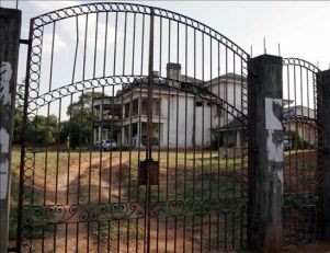 Paraguay: familiares del ex dictador Stroessner devuelven mansión