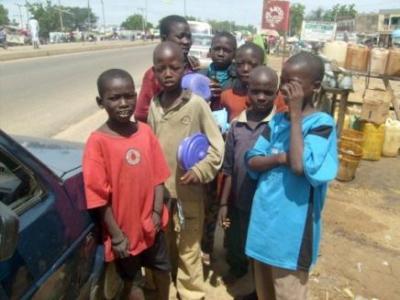Dos millones de niños mendigan en las calles de la ciudad de Kano, en Nigeria