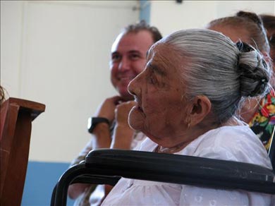 Muere la mujer más anciana del mundo que tuvo 266 descendientes