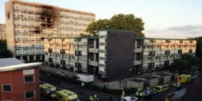 310 personas evacuadas de un edificio envuelto en llamas en Londres