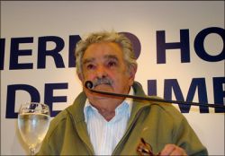 Mujica, la "máquina humana"