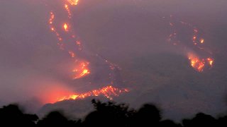 Inminente erupción de volcán Mayon en Filipinas