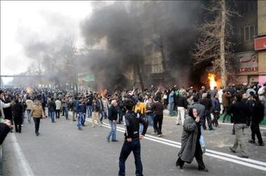 8 muertos por enfrentamientos en Teherán