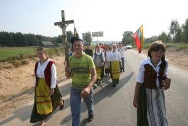 Jesucristo 'entronizado rey' en un pueblo de Lituania