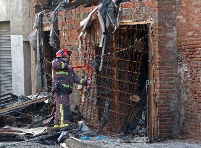 Trágica madrugada en Barcelona: 4 jóvenes latinoamericanos muertos en incendio de un edificio