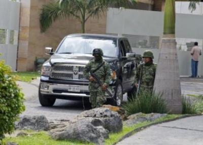 Localizan los cadáveres de seis hombres y secuestran a un periodista en México