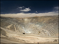 Chile: huelga en una de las mayores minas de cobre del mundo