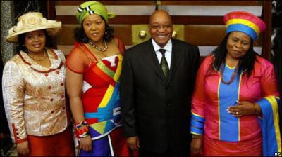 Tres esposas para un presidente