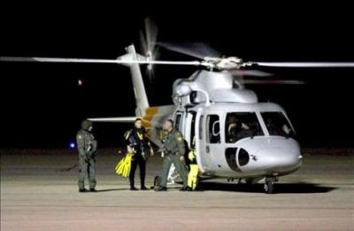 Tres desaparecidos al caer al mar helicóptero de Salvamento en Almería