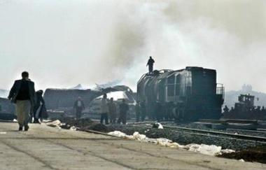 7 muertos y 12 heridos al descarrilar un tren en Irán