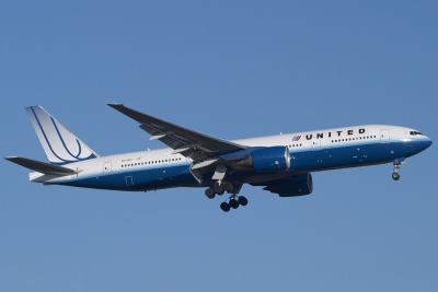 EE.UU.: Pasajero intenta abrir puerta de avión en pleno vuelo