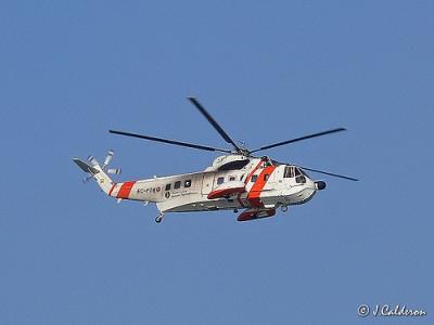 Hallan los cuerpos de los tres tripulantes del helicóptero que cayó al mar en Almería