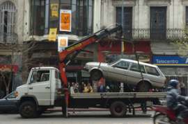 Montevideo: conductor le pega a inspector de tránsito y al chofer del guinche