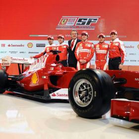 Ferrari ya luce el coche de su renacimiento