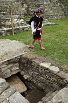 Sarcófago de mil años hallado en México podría arrojar luz sobre la caída de la cultura Maya