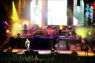 Guns N' Roses arrasa en Asia y viene por Sudamérica