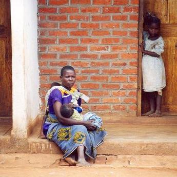 Una nueva vacuna previene la tuberculosis en africanos infectados por el VIH