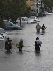 México azotado por las lluvias: ya hay 29 muertos y miles de casas inundadas