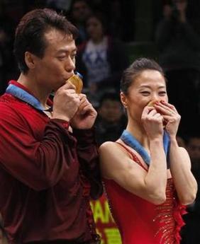 Una pareja china acaba con el reinado ruso en patinaje artístico