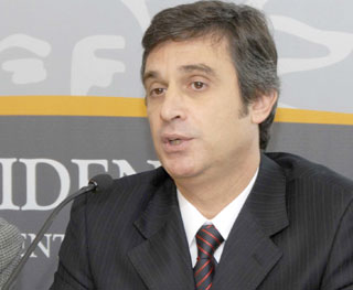 El ministro de Economía de Uruguay entre los 4 mejores de América Latina