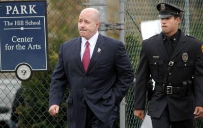 Héroe de la policía neoyorquina  condenado a 4 años de cárcel por mentirle a la Casa Blanca y eludir impuestos