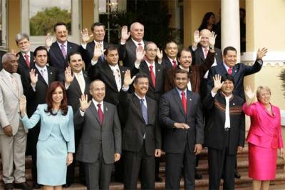 Honduras, Haití y la "otra" OEA, temas principales de cumbre en Cancún